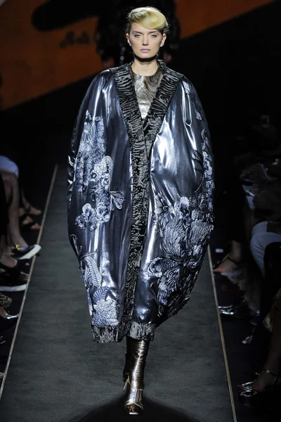 Look 21
